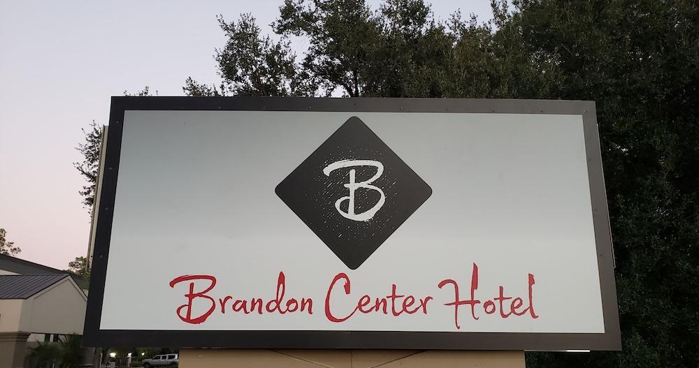 Spark By Hilton Tampa Brandon Heartland Eksteriør bilde