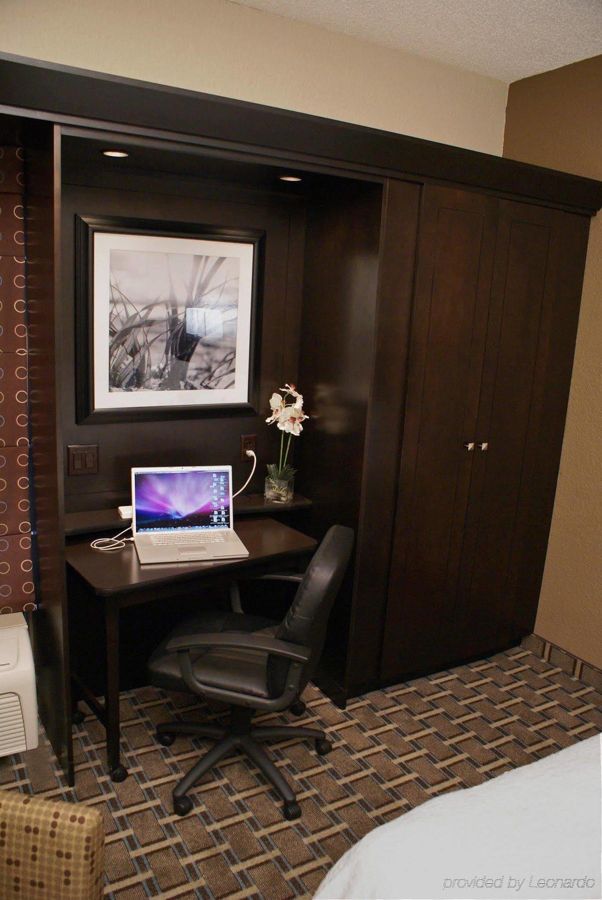 Spark By Hilton Tampa Brandon Heartland Rom bilde